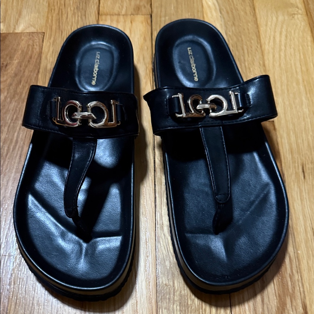 Liz Claiborne LC Fabian Black Sandals with Gold Chain